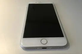 还有多少人在用iPhone8P？你觉得这款苹果手机能再战几年？图片