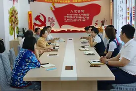 华夏银行长春生态大街支行党支部与园丁社区党委共同开展“银社携手讲奉献，新老党员话初心”主题党日活动图片