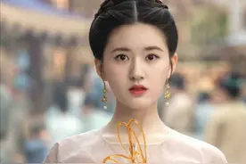 看了赵露思的前后对比，我发现：“仪态”对于女生而言，太重要了图片