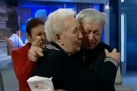 寻找苏联母亲55年的黎远康：61岁赴俄，80岁母亲痛哭：这不是梦吧图片