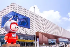 万达集团2021年新增就业超20万人，一半是大学生图片