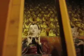 达赖与班禅究竟是什么关系？二者谁的地位更高？图片