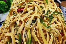 饭店的凉拌干豆腐为啥那么好吃？只要一个小技巧，入味有嚼劲图片