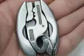 新式“折叠凳”一出，随身携带，想坐就坐，拍照给大家看看图片