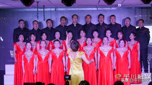 ƽ��������Сѧ������ף��38����ʦ�ڻ