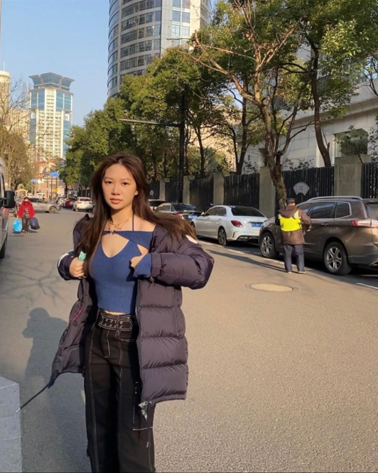 有没有鸡皮肤也穿短裙的姑娘