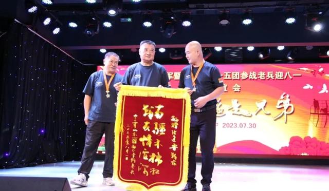 市作协文艺志愿者小分队走进参战老兵