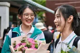 我国高校分为8个梯队，普通学生能上第四层，就能被称为“学霸”图片
