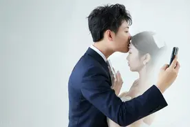 和男友相恋11年，父母一直反对，我以后会面对什么样的生活？图片