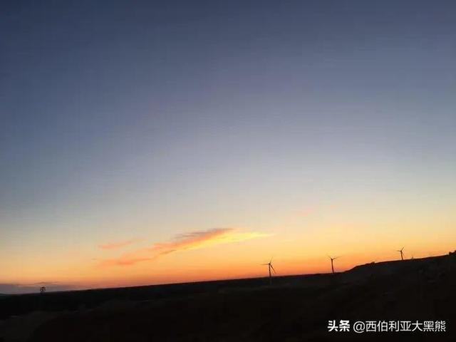 夕阳下的五彩滩:胜过人生一场醉(2017盛夏新疆行八)