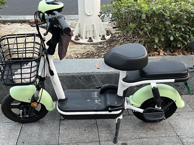 48V12Ah与60V20Ah电动车，续航相差多少？价格各是多少？
