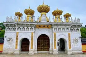 铜境梵声（上海金山东林寺）图片