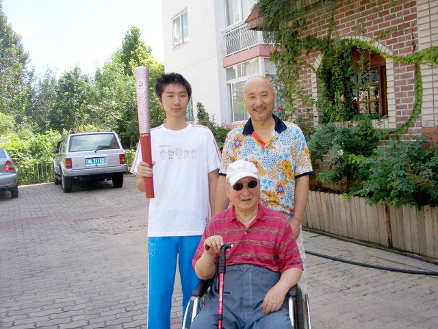 陈佩斯：最大的骄傲，就是催生催来了4个孙子孙女