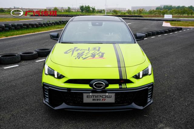 15万+买50万级豪车动力，这油车“小豹子”也太香了