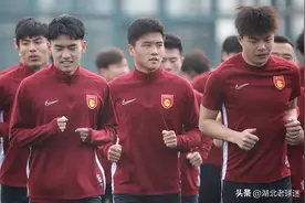 知名足球人：李铁被查并非偶然，曾在中甲最后9轮豪取8胜1平图片