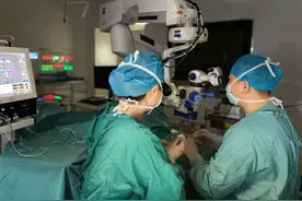 铁屑飞入眼内2个月浑然不知险失明，眼科团队精准施救图片