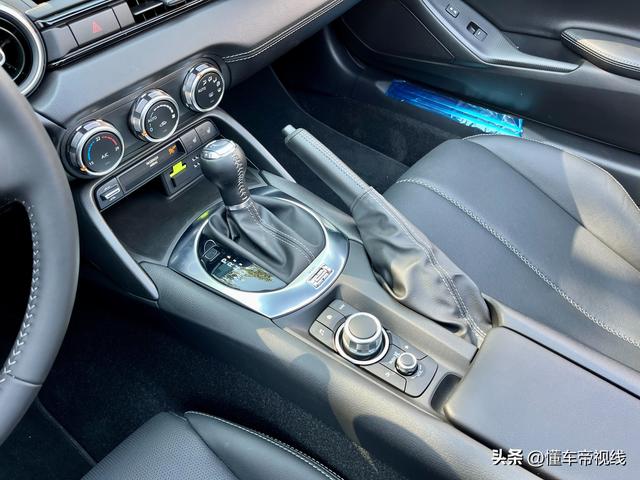 新车 | 驾控+敞篷，落地约40万元，全国可上牌，马自达MX-5到港实拍