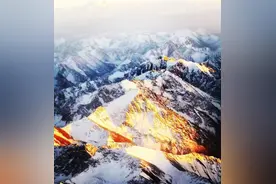 昆仑山有人得道飞升，“天庭”通道再次出现，神仙真的存在吗？图片