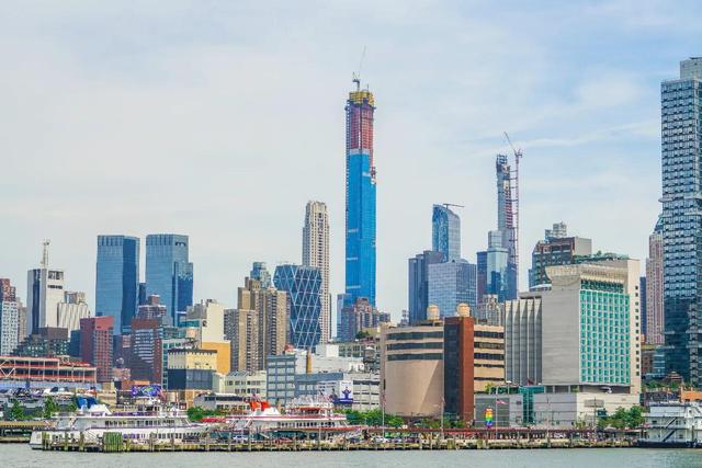 我在美国生活了两年，说几句很多人不爱听的大实话