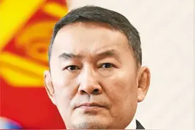 现实版贫民窟的百万富翁，看蒙古国“肌肉”总统的非凡人生图片