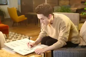 今年双十一，李佳琦变了图片