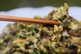 新来的女大厨月薪20000，老板尝了她炒的这道菜，决定一盘卖58元图片