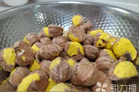 这神仙搭配太下饭！老苏州教你烹饪时鲜菜——板栗烧肉图片