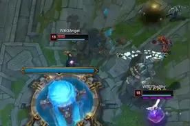 TheShy新赛季首秀就贡献名场面，个位数血量格温“反杀”满血鳄鱼图片