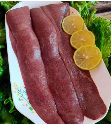 腌制方法:用料:猪连襟3个,半个柠檬,少许盐,少许味精.