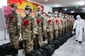 武警厦门支队新兵大队积极做好新兵入营“十个一”工作图片