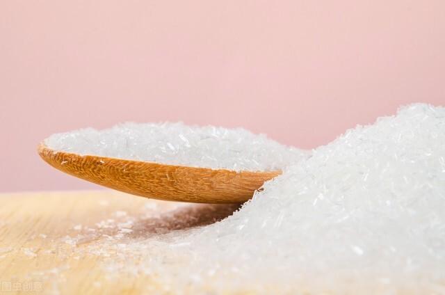 韩国异食癖大叔，一人吃掉了5500多斤味精，身体发生怎样改变？