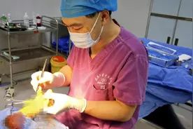 舞蹈系女孩甲沟炎反复发作影响事业，自驾800公里赴武汉求医终治愈图片
