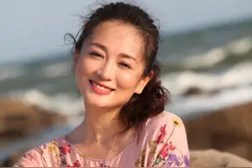 知名演员涓子：当红时低调嫁圈外丈夫，先后生两子，46岁越活越美图片