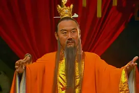 西游记：为什么人参果树被孙悟空推倒，镇元大仙一点儿都不着急？图片