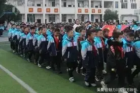 沐“双减”春风 花小师生共成长：洪雅县花溪小学2021年秋工作总结图片