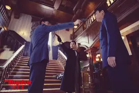 《伪装者》靳东假戏真做惹争议，却让真实感提升了一个档次图片