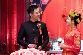 爽文与爽片：赖猫的狮子倒影图片