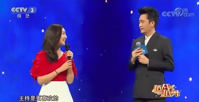 14年前,靠魔性广告语走红却遭非议的“点读机女孩”,如今已让人不敢高攀
