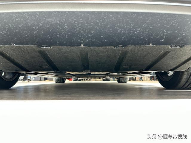 新车 | 售45.8万元起，增曙光金外观/配置升级，2023款ET7开启交付