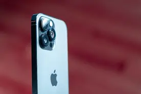 实测告诉你！苹果 iPhone 14 充电头，选 20W 还是 30W 更实用？图片