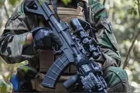 191突击步枪的配件图片