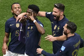 世界杯4强出炉！法国队2-1淘汰英格兰，半决赛对摩洛哥，C罗痛哭图片