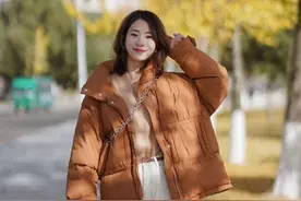 肤色偏黄、偏黑的女人，建议多穿这3种“气质色”，既优雅又显白图片