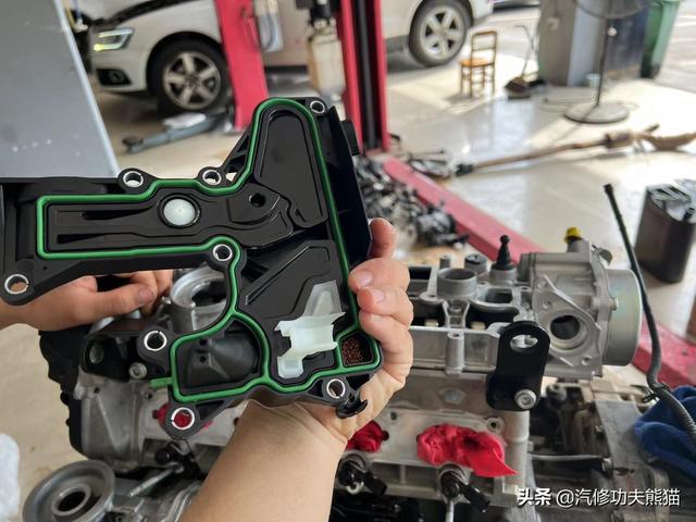 大众途观烧机油，德国工程师的设计缺陷由我们中国工匠来解决