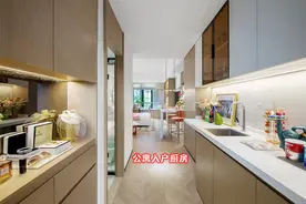 以后买公寓，门口必须加扇玻璃门，隔油烟又透光，关键还能省电费图片