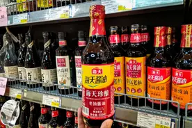 同样是酱油，生抽、老抽、一品鲜、味极鲜，差别却很大？涨知识了图片