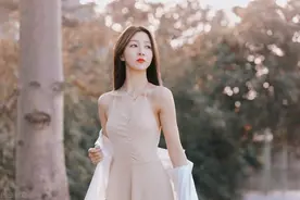故事：相亲对象是我10年前暗恋的男神，他对我表白“随时能领证”图片
