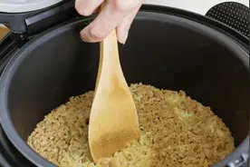 电饭煲不能用了？会诱发肝癌？好的电饭煲该怎么选？一次说清图片