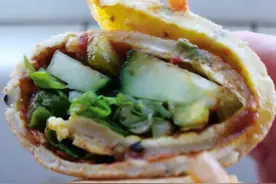 香喷喷的荞麦煎饼，美滋滋的夏天图片