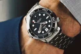 我们熟知的欧米茄海马如何演变的？2分钟 读懂海马300的兴衰史图片